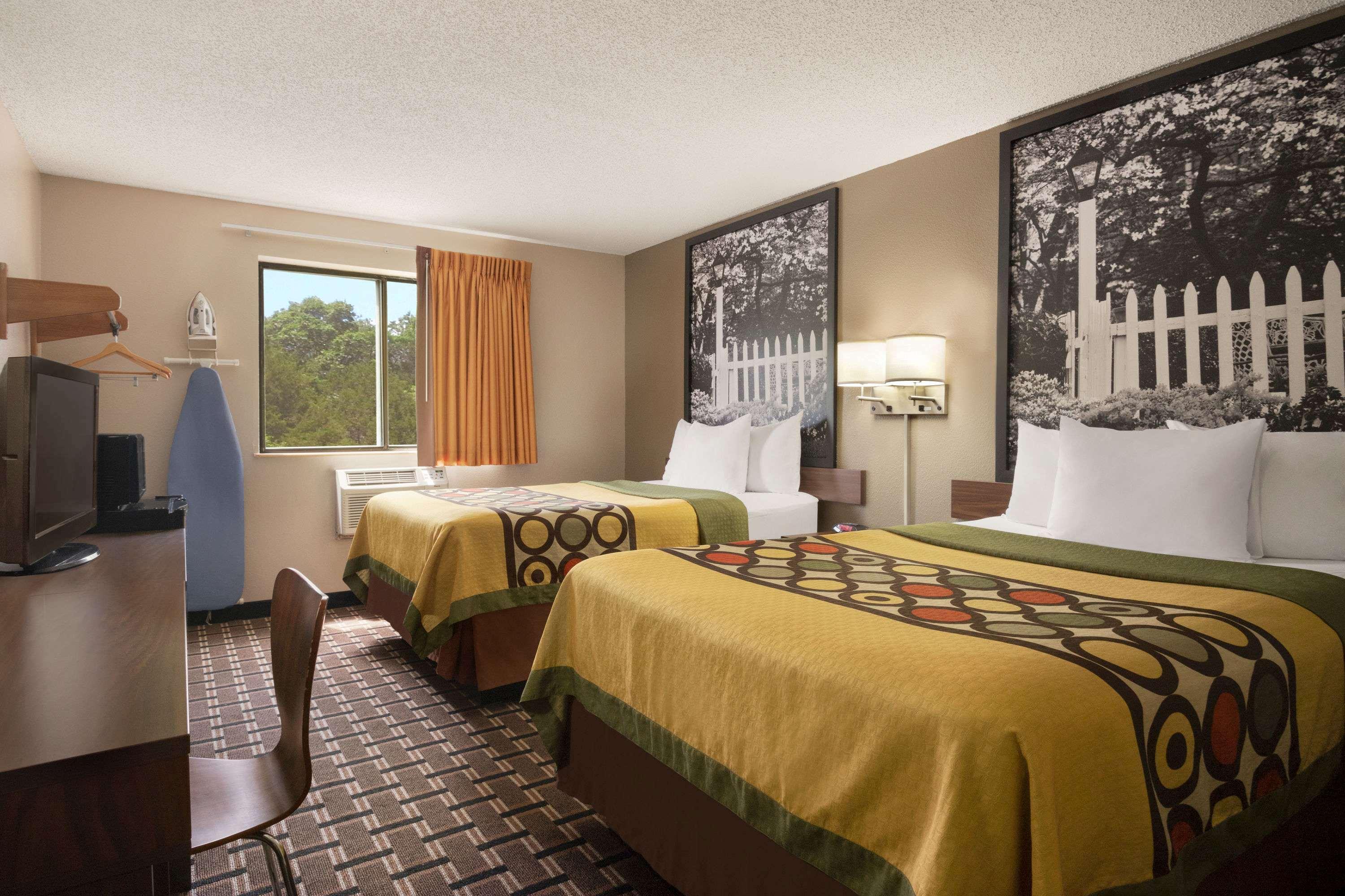Super 8 By Wyndham Mayfield Esterno foto