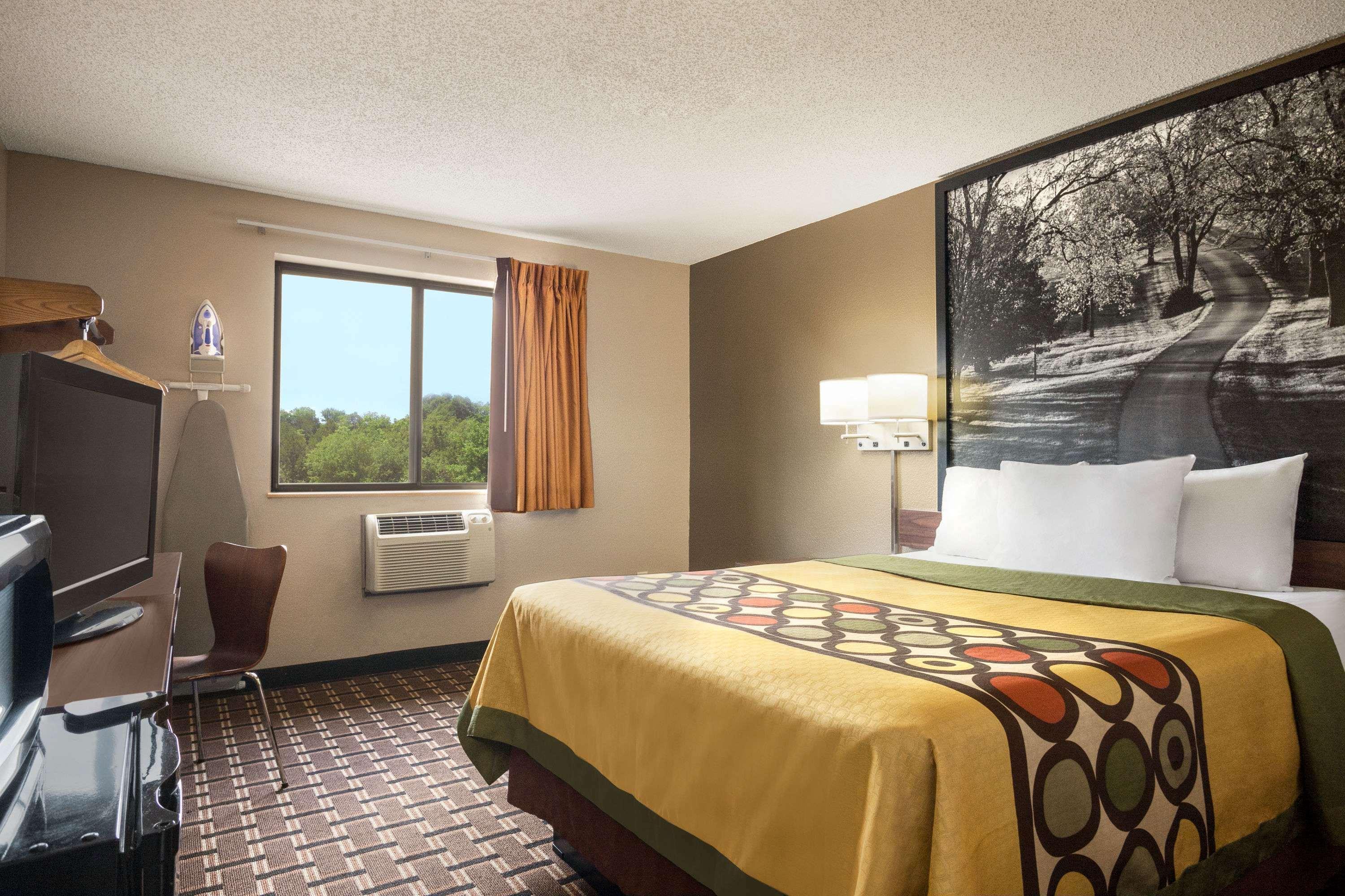 Super 8 By Wyndham Mayfield Esterno foto