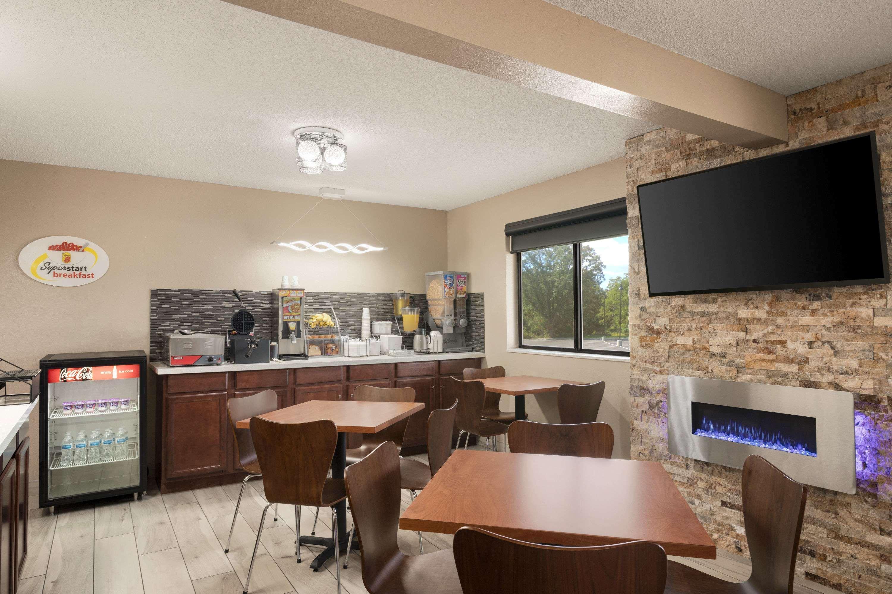 Super 8 By Wyndham Mayfield Esterno foto